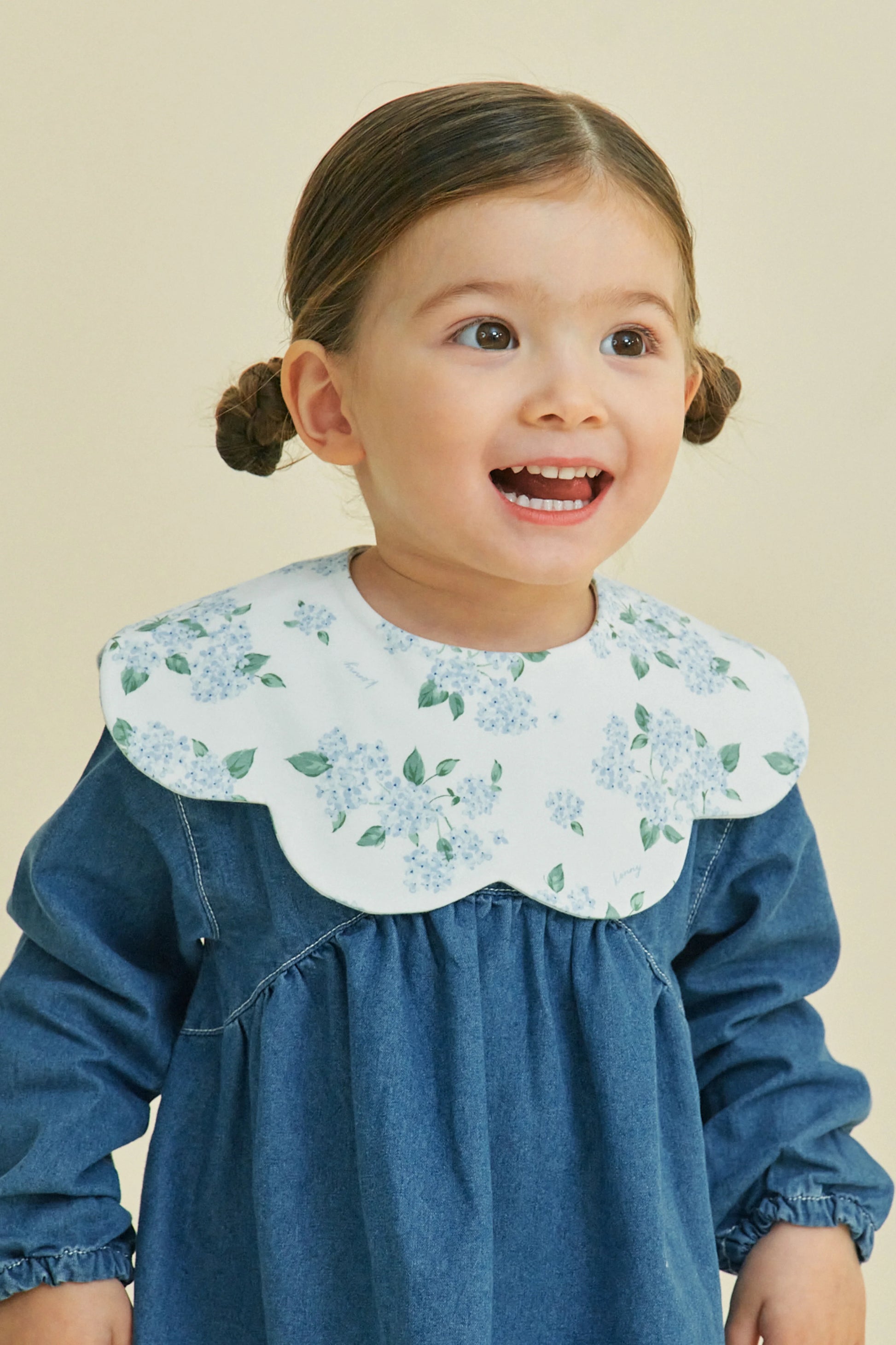 嬰兒穿戴 Konny 藍色花朵口水肩