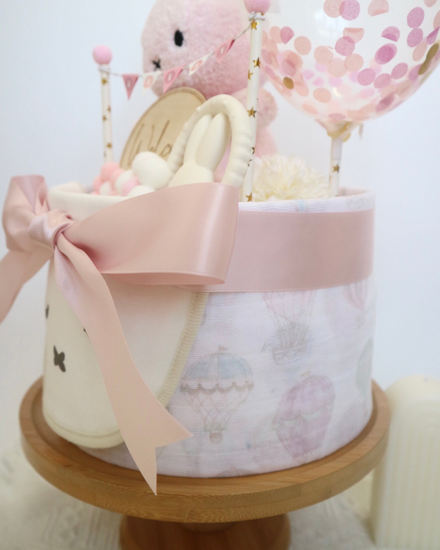 Miffy粉紅色單層尿片蛋糕 Pink Miffy One-Tier Diaper Cake