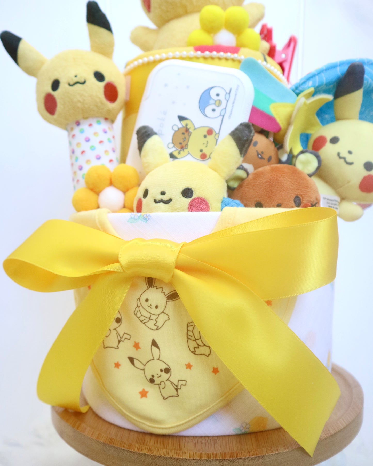 Monpoke比卡超雙層尿片蛋糕 Monpoke Pikachu Two-Tier Diaper Cake